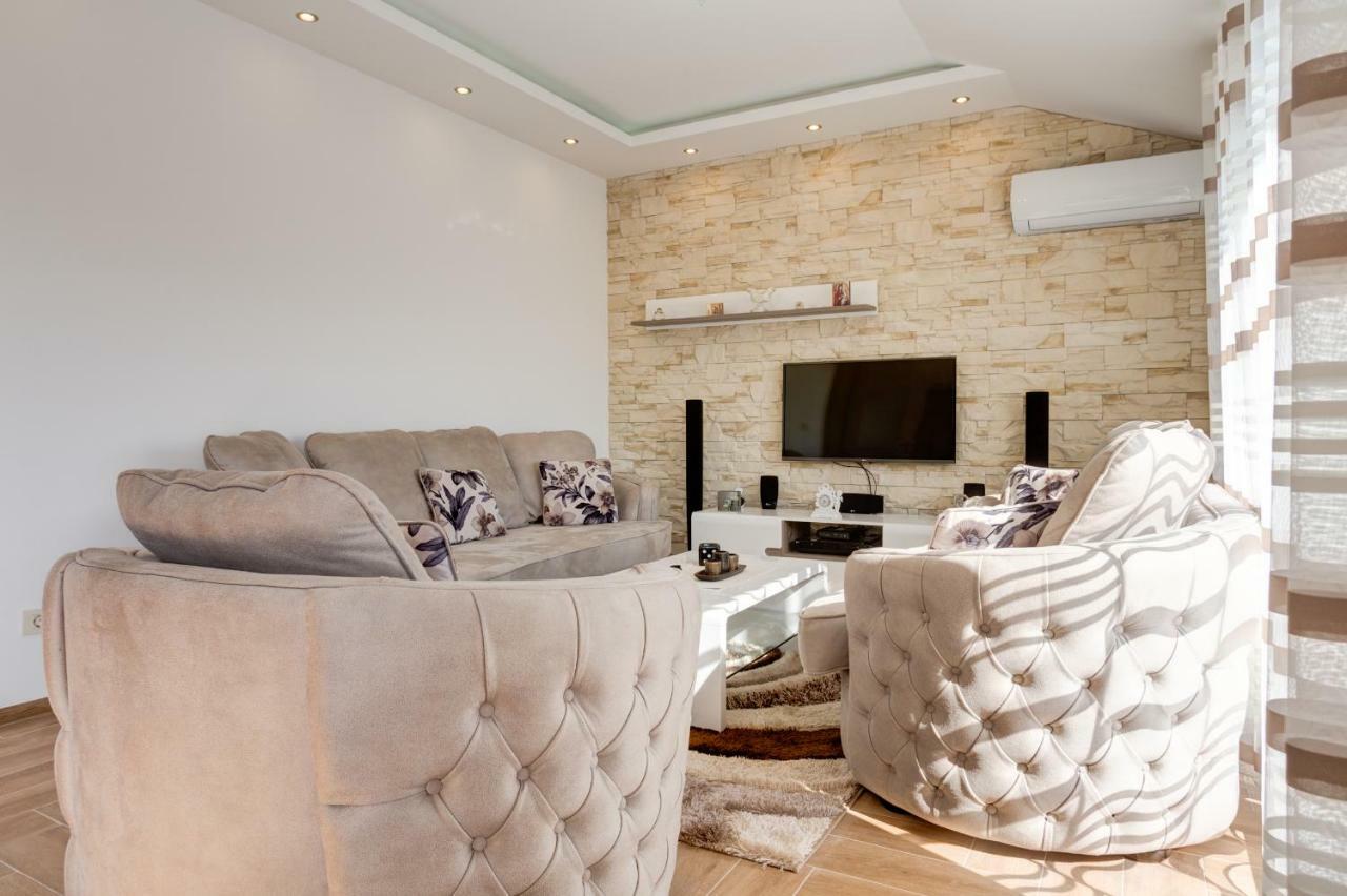 Divino Apartment Tivat Extérieur photo