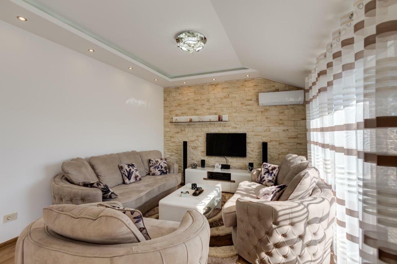 Divino Apartment Tivat Extérieur photo